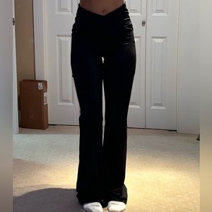 Crossover flare leggings